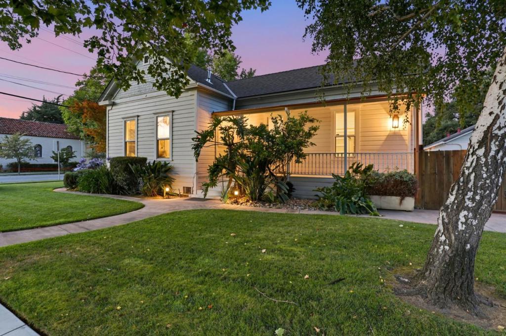 main property photo 47