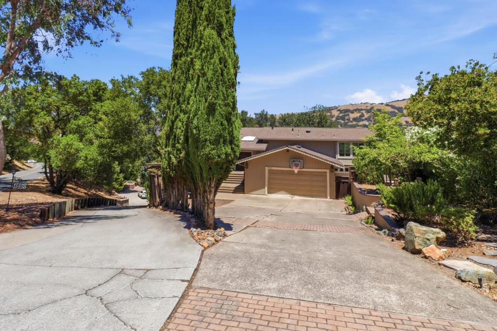 main property photo 57