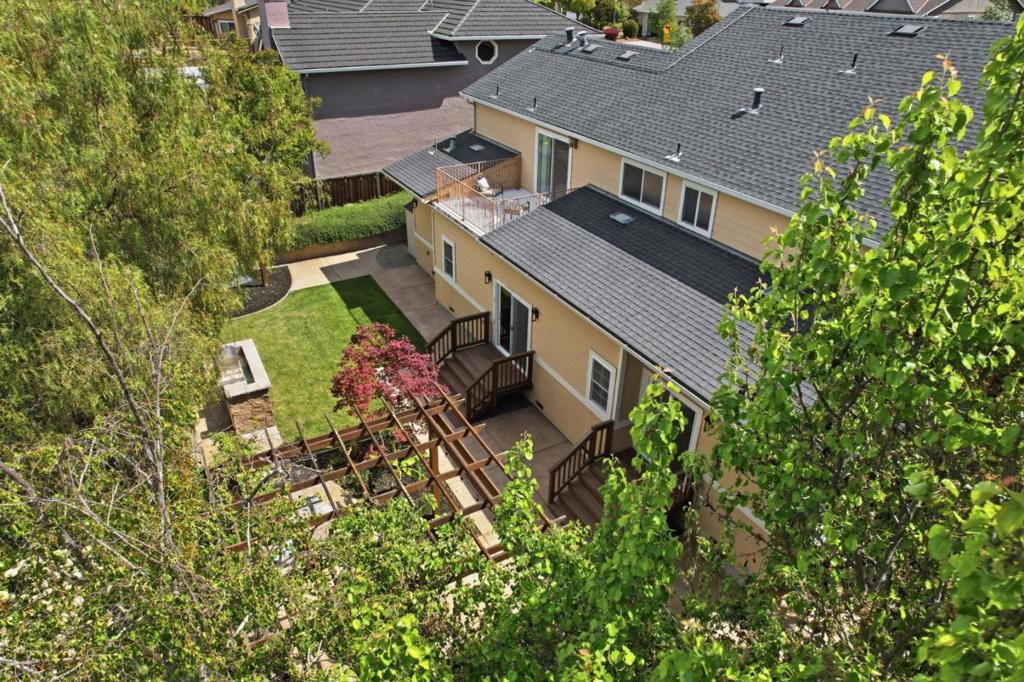 main property photo 54