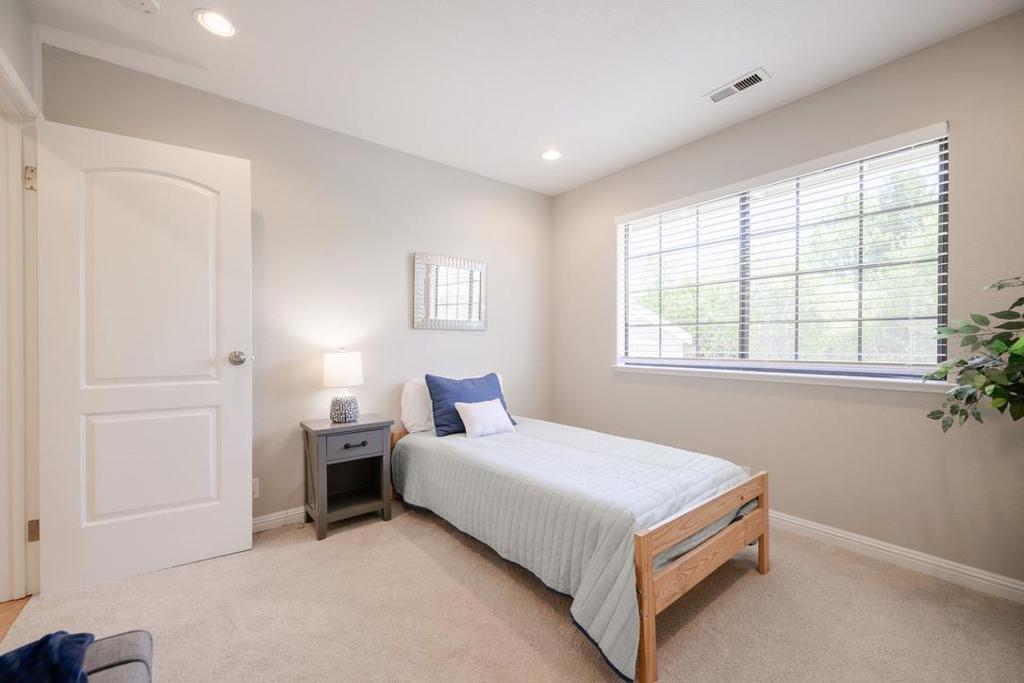 main property photo 82