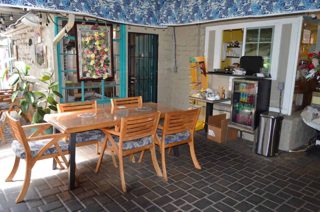 main property photo 17