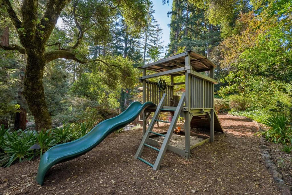 main property photo 59