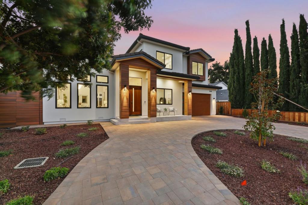 main property photo 77
