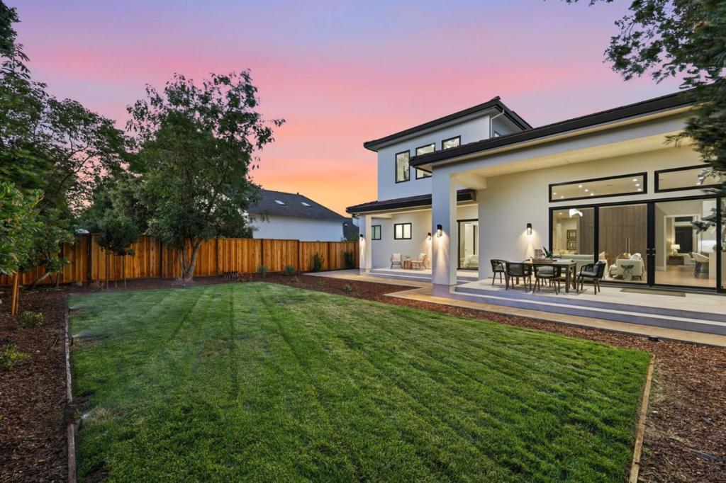 main property photo 81