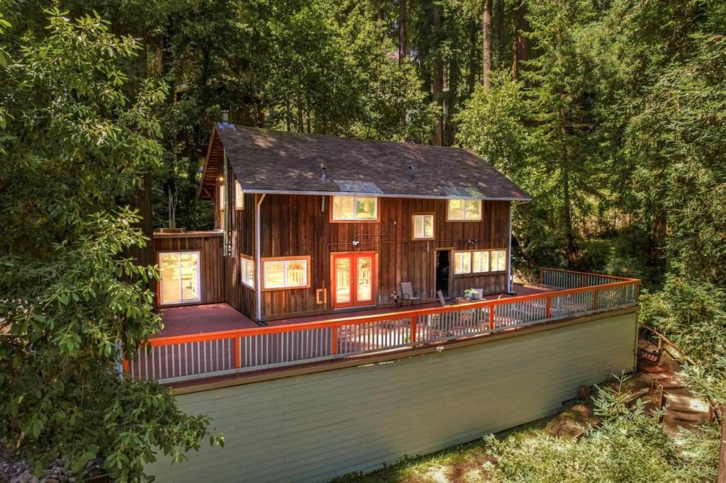 main property photo 2