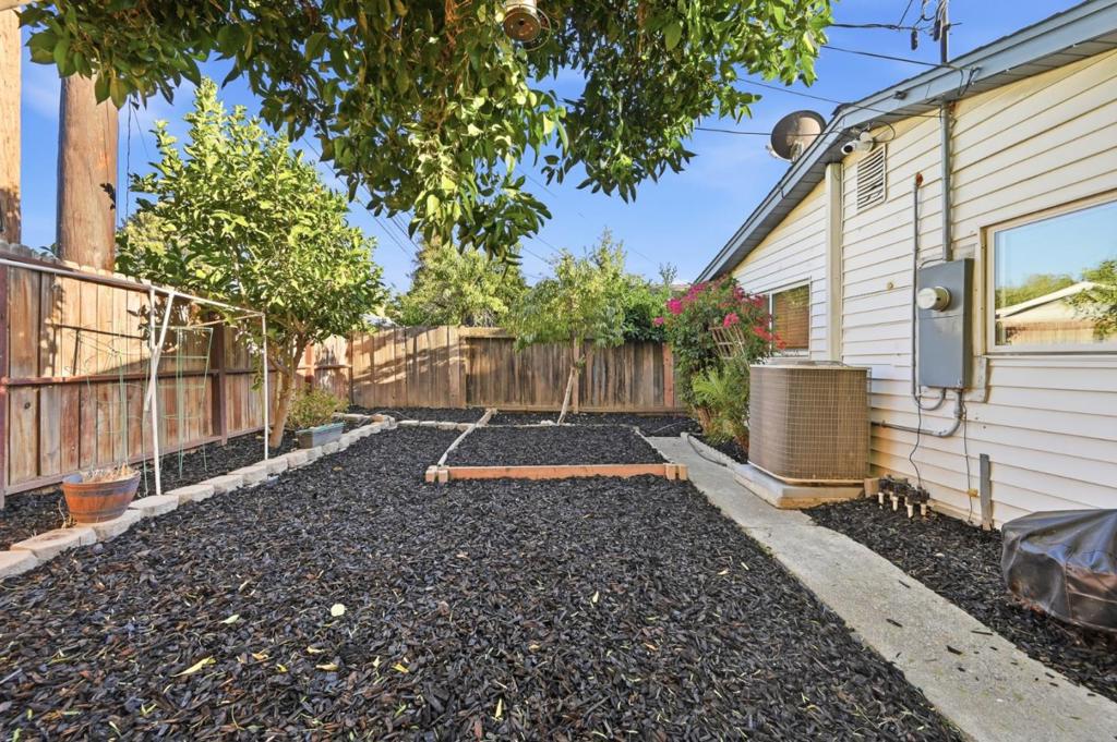 main property photo 64