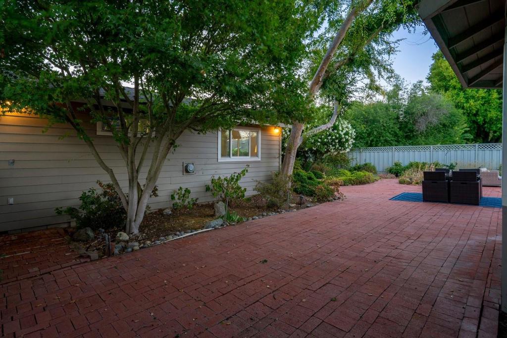 main property photo 57