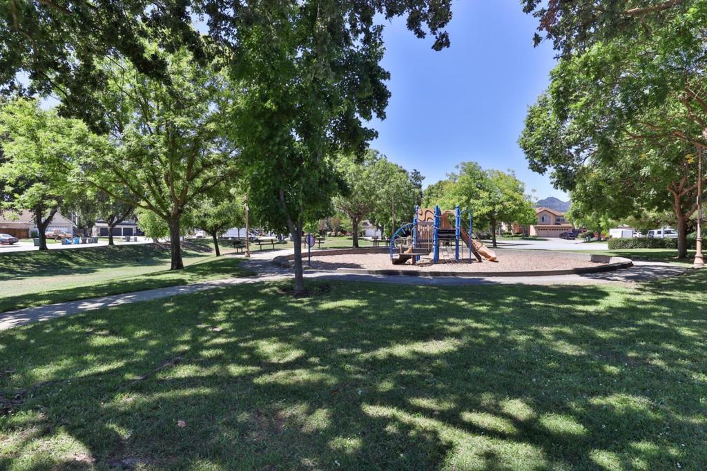 main property photo 48