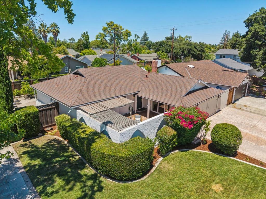 main property photo 57