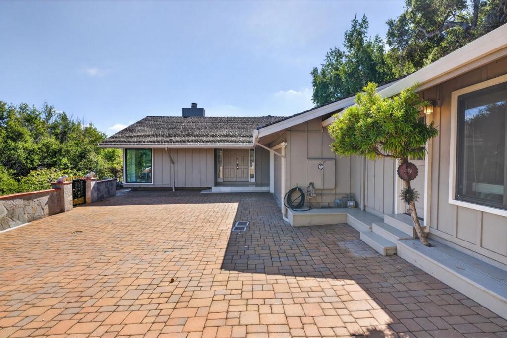 main property photo 56