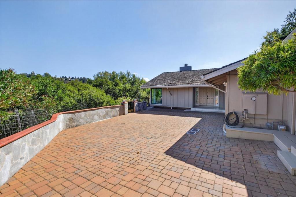 main property photo 57