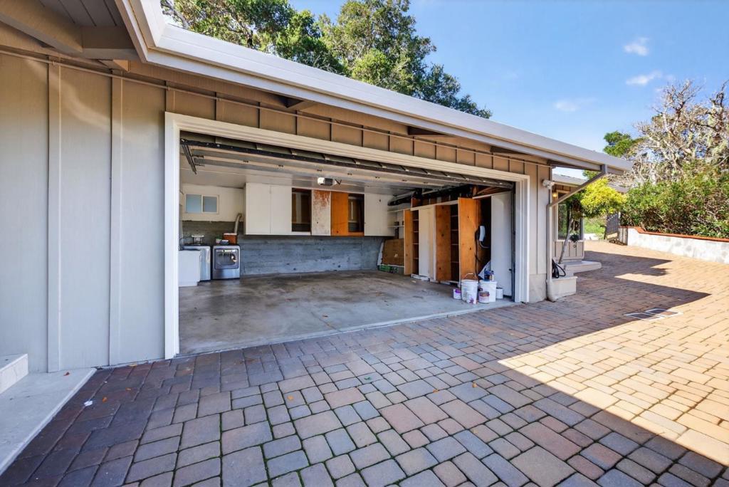 main property photo 61