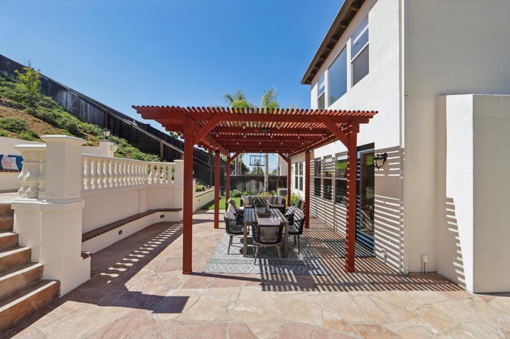 main property photo 58
