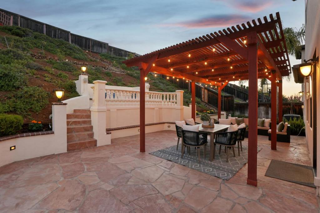 main property photo 84