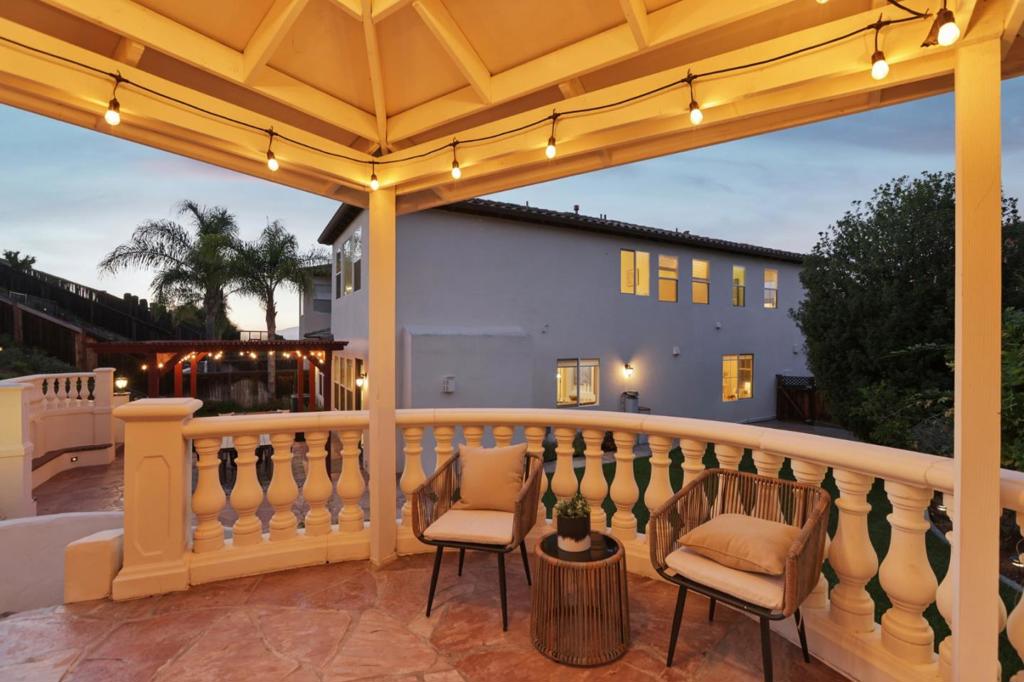 main property photo 94