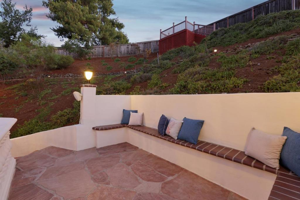 main property photo 98