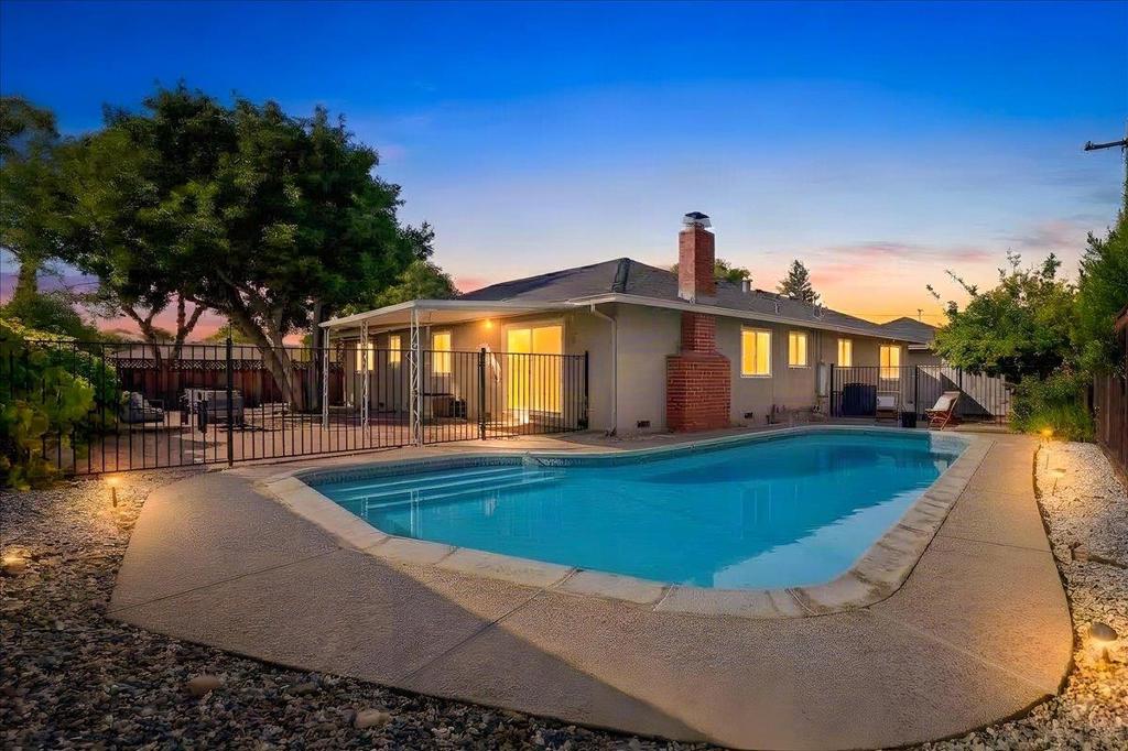 main property photo 56