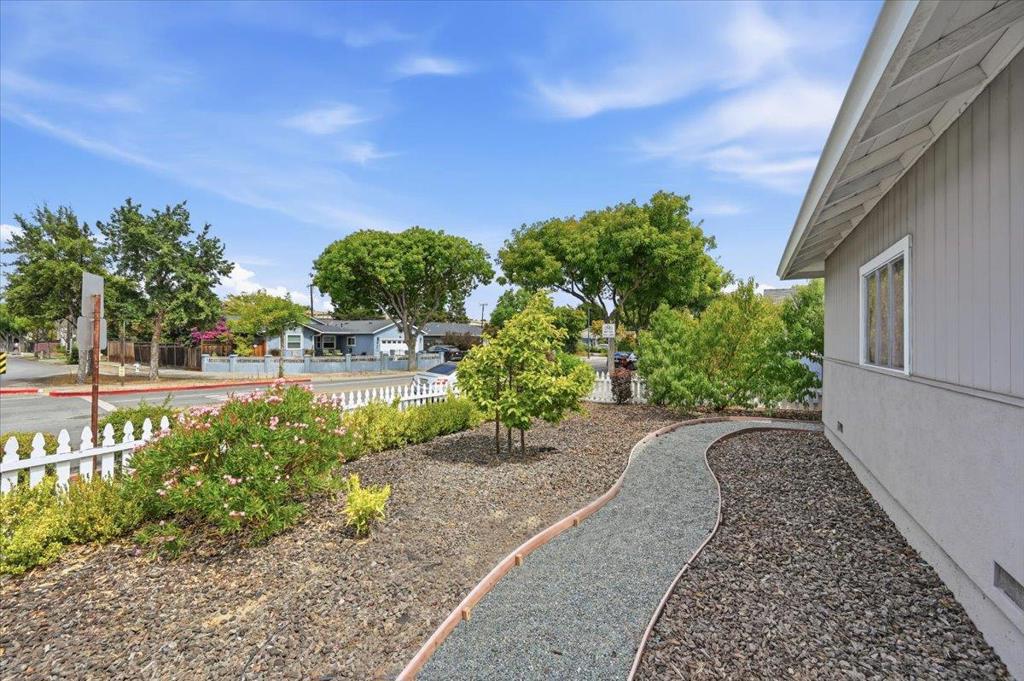 main property photo 71