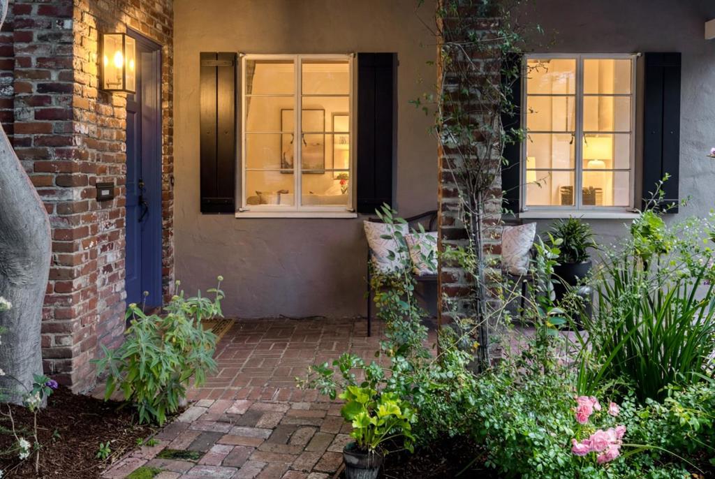 main property photo 46