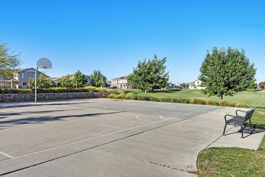 main property photo 61