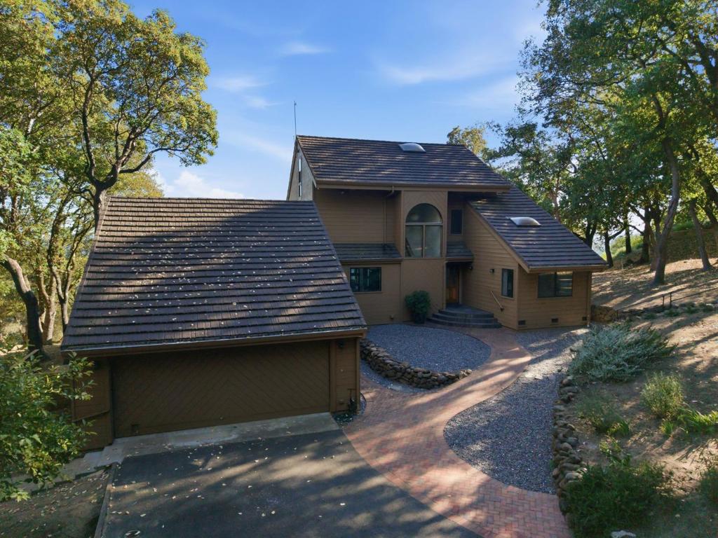 main property photo 63