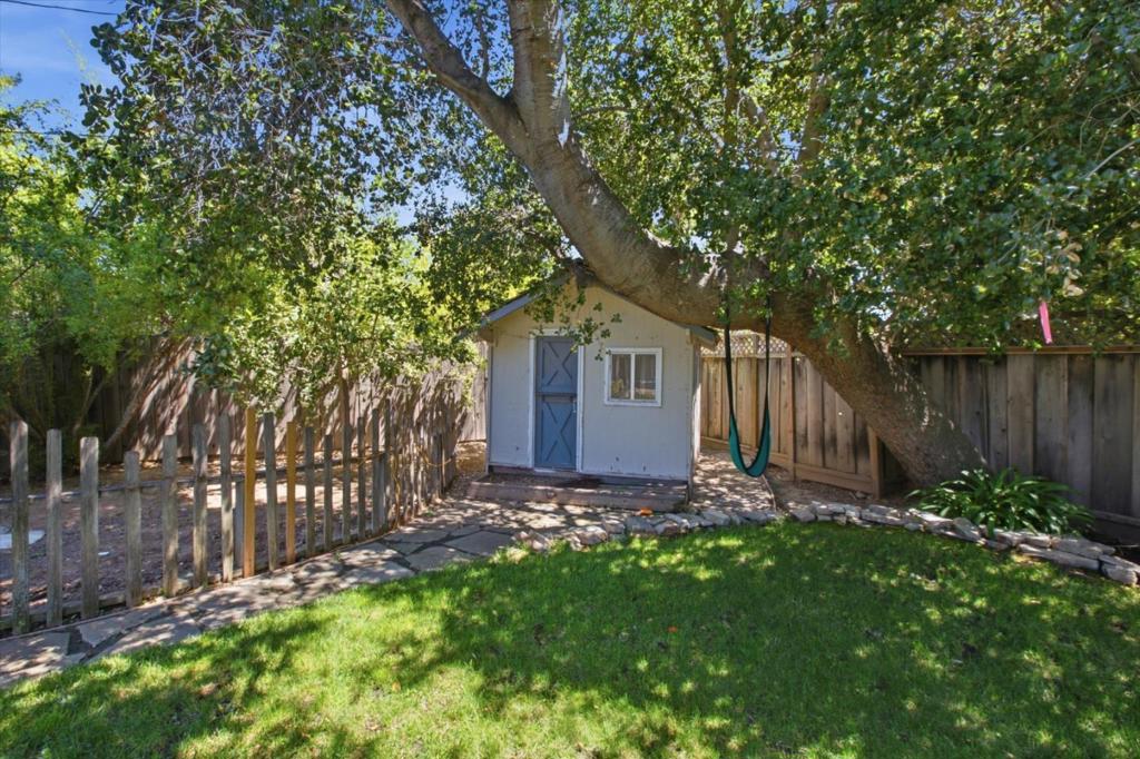 main property photo 51