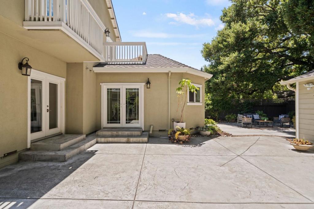 main property photo 58