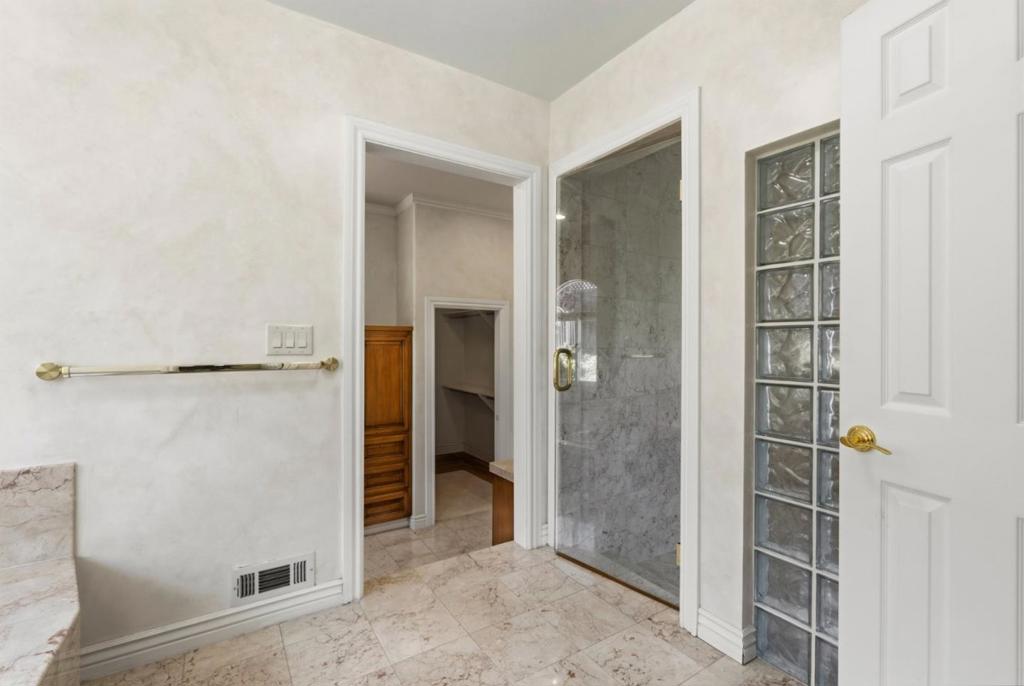 main property photo 63