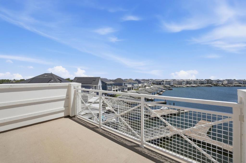 main property photo 63