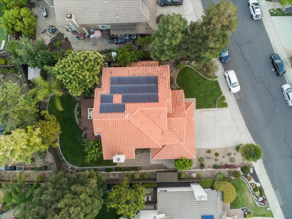 main property photo 78