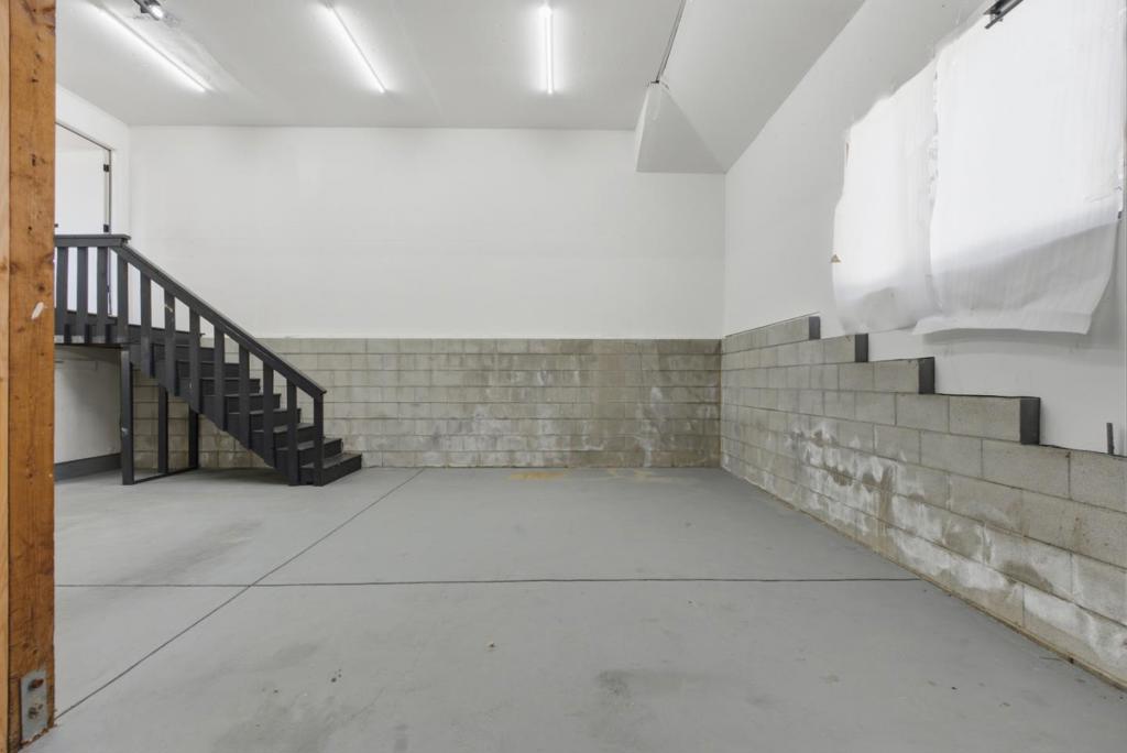 main property photo 63
