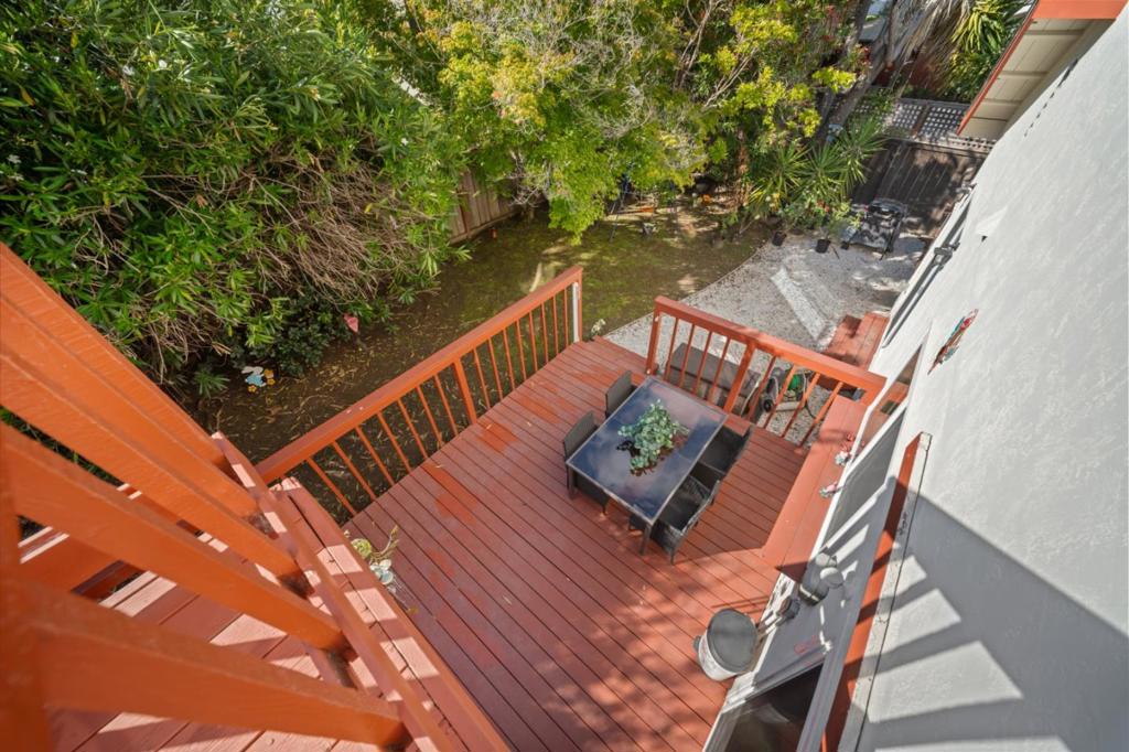 main property photo 68