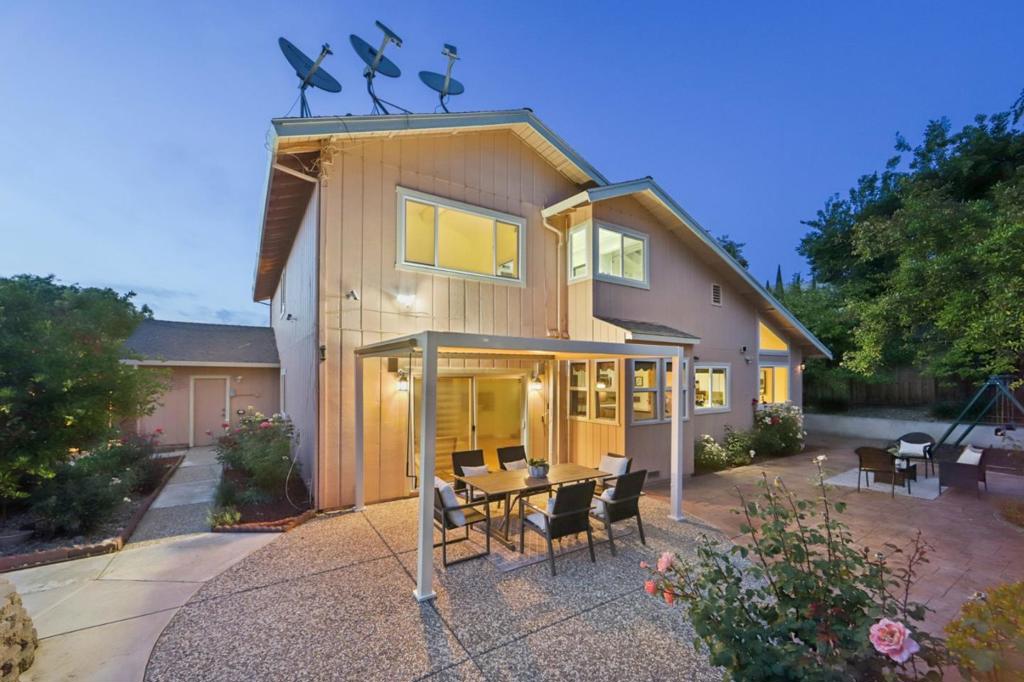 main property photo 87