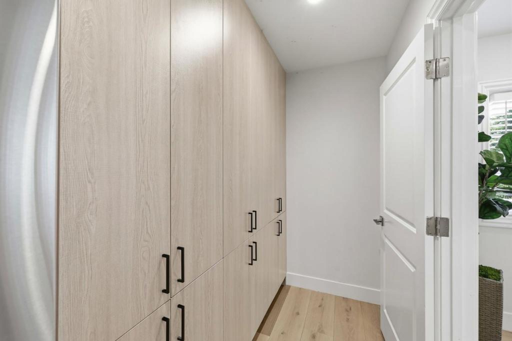 main property photo 64