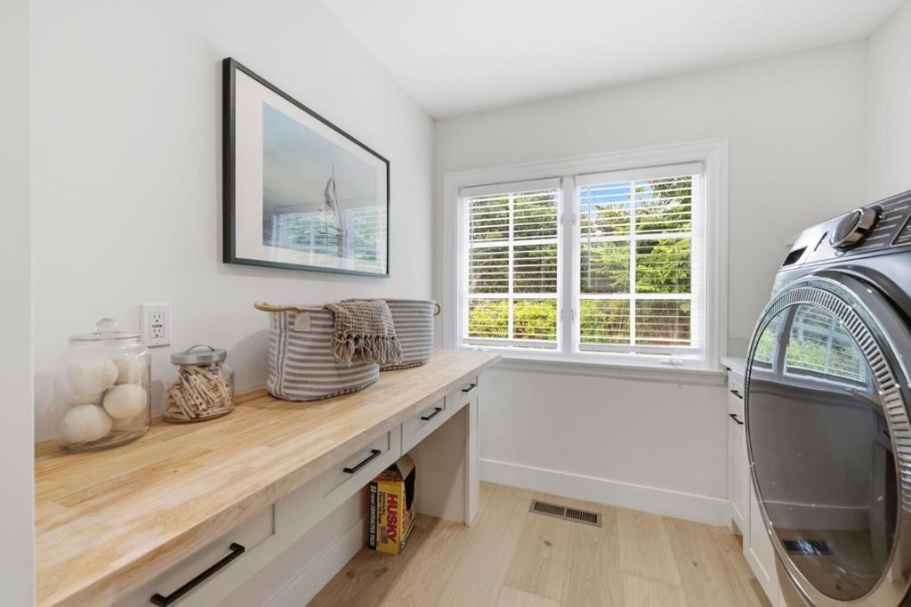 main property photo 67