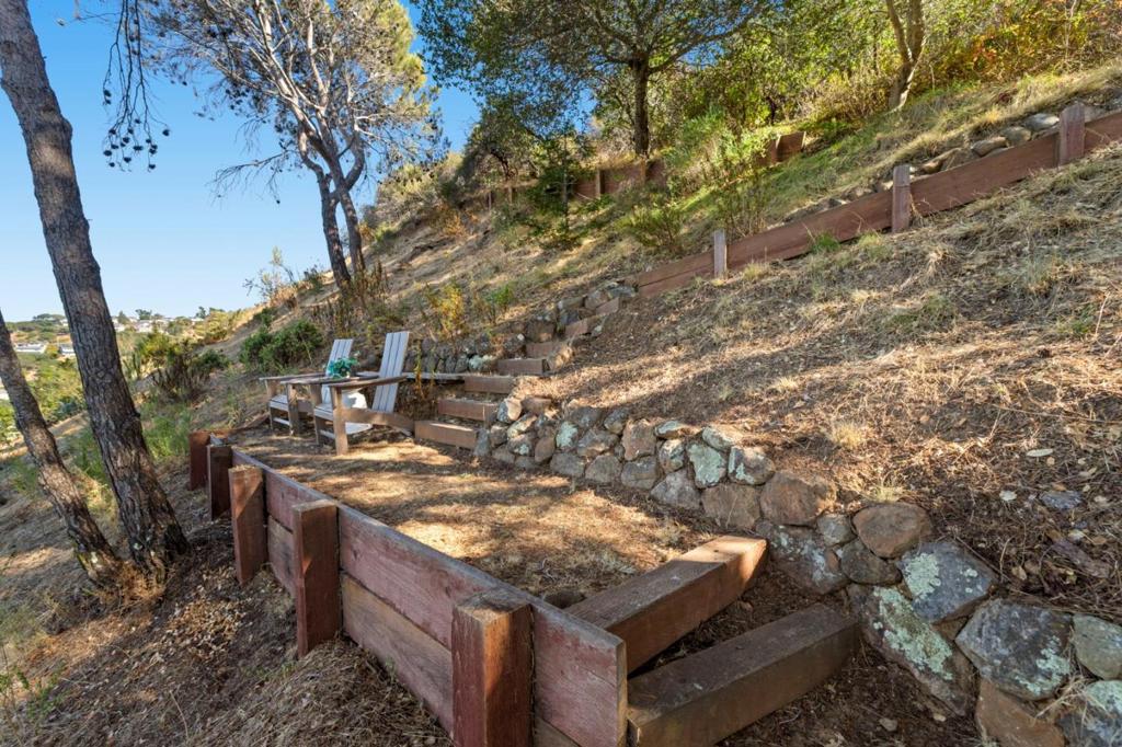 main property photo 70