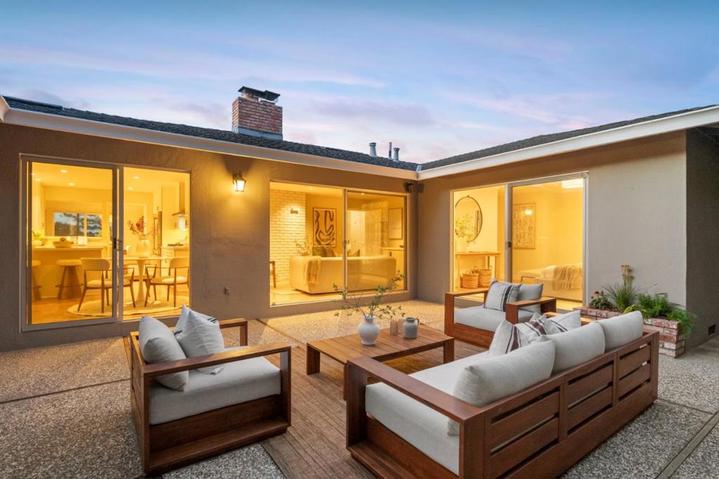 main property photo 75
