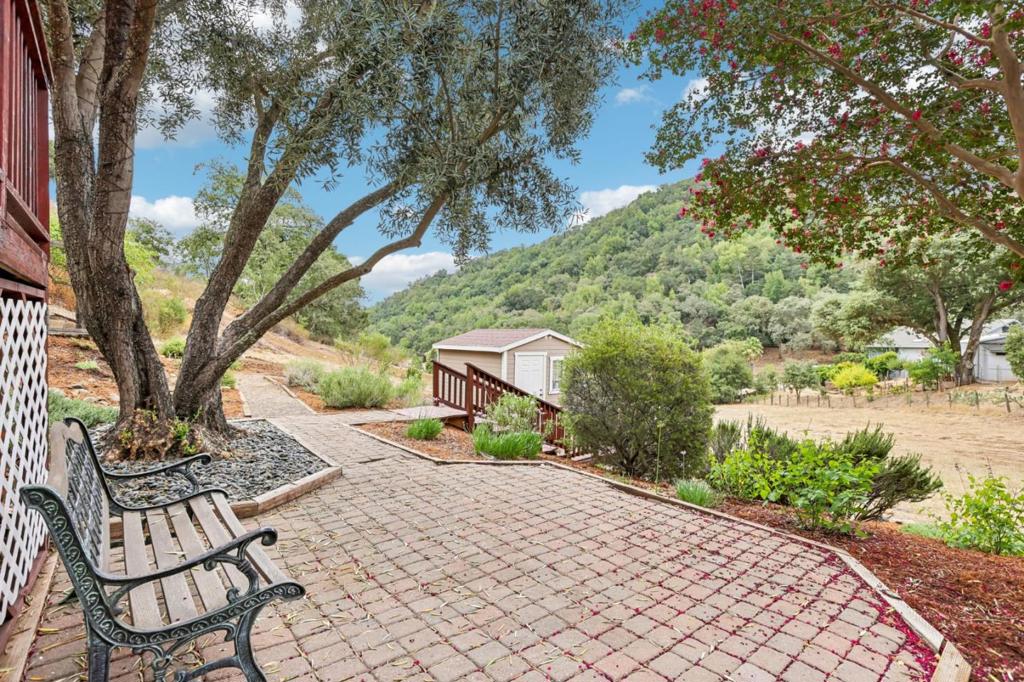 main property photo 51