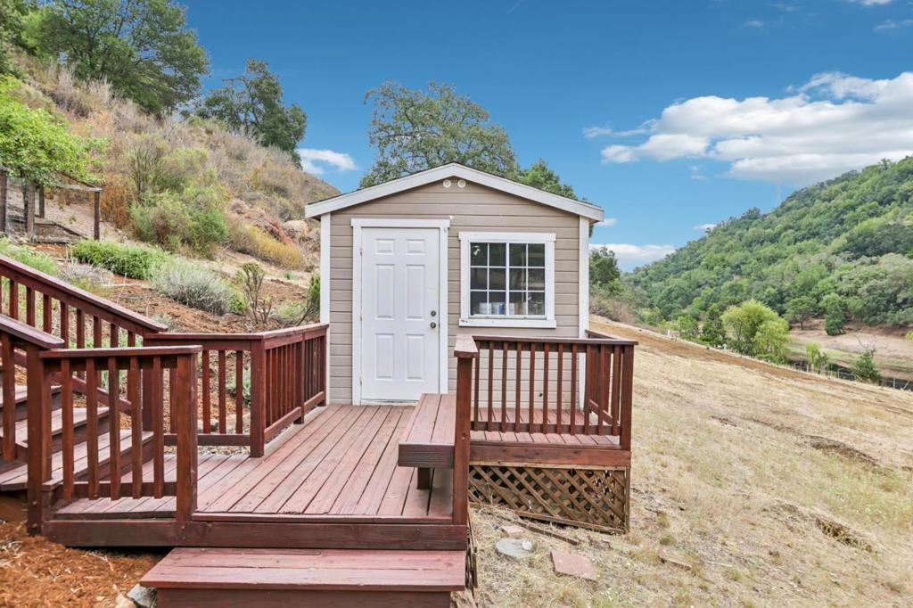 main property photo 57