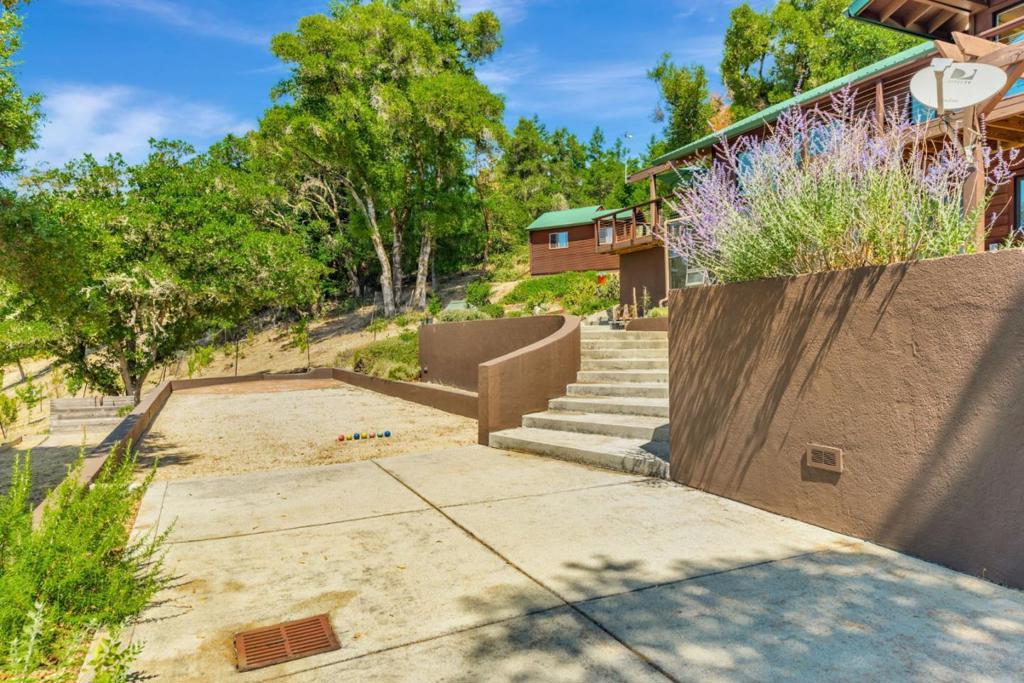 main property photo 56