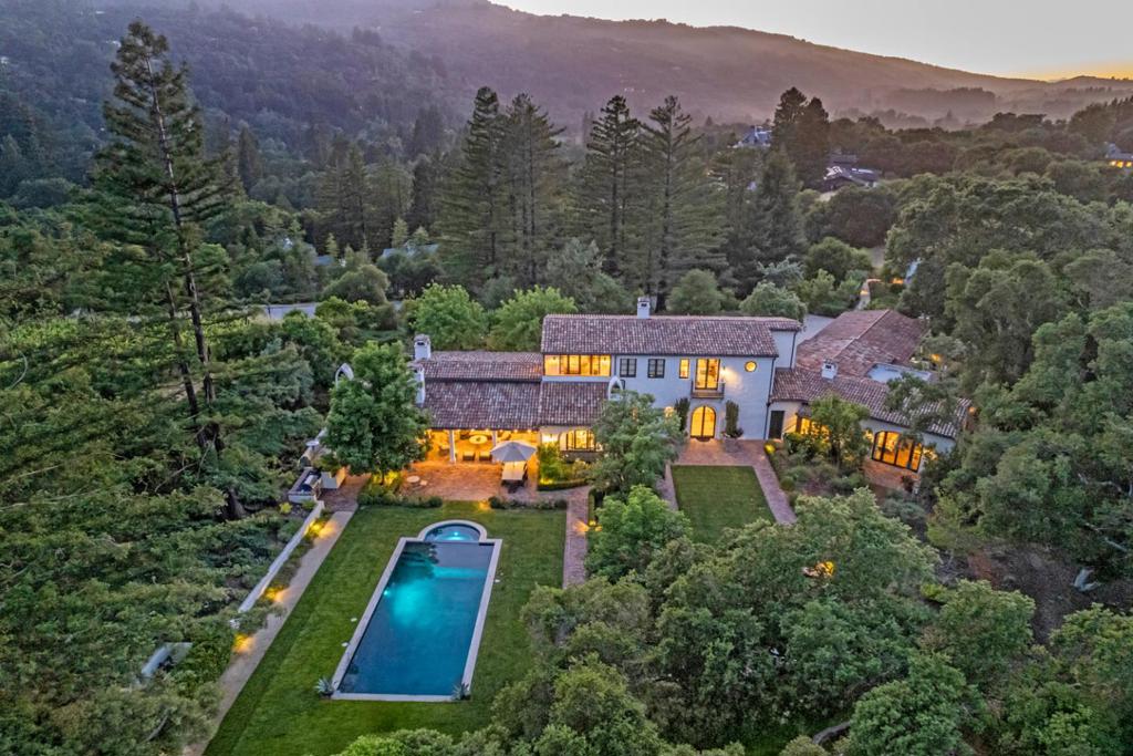 main property photo 40