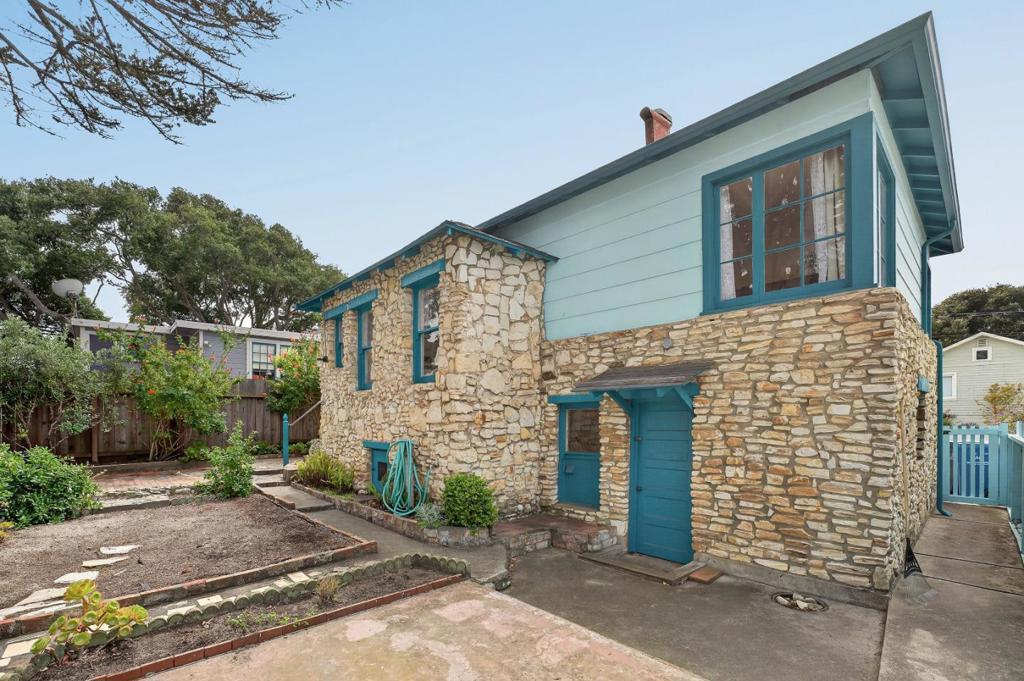 main property photo 28