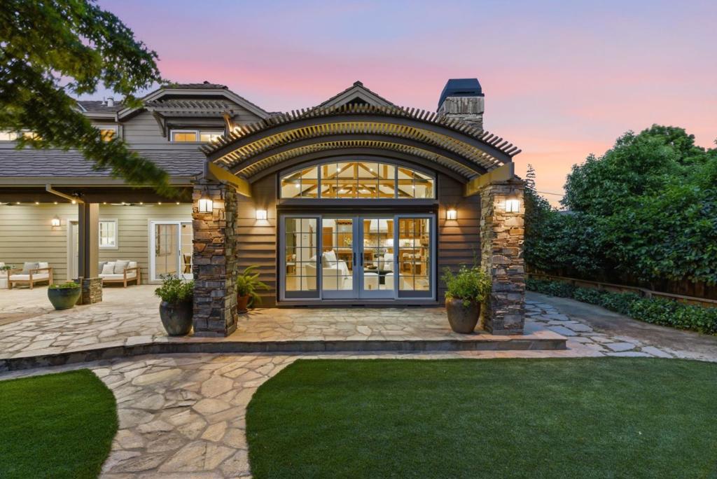 main property photo 71