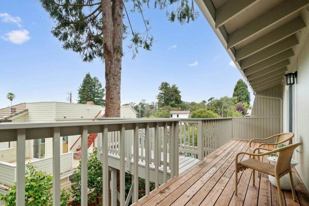 main property photo 67
