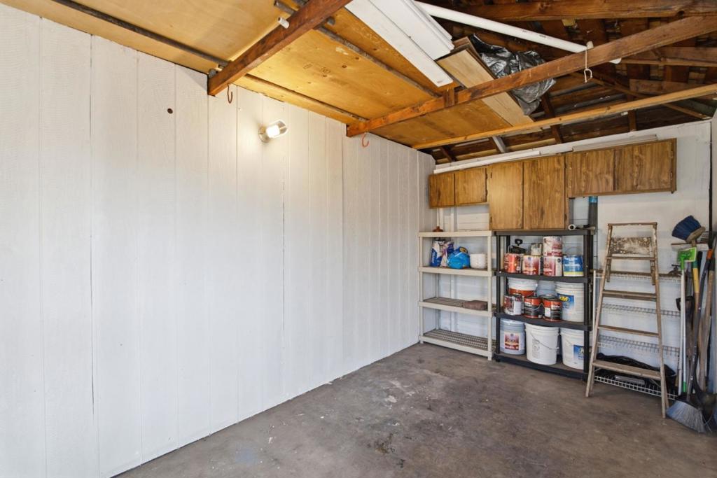 main property photo 66