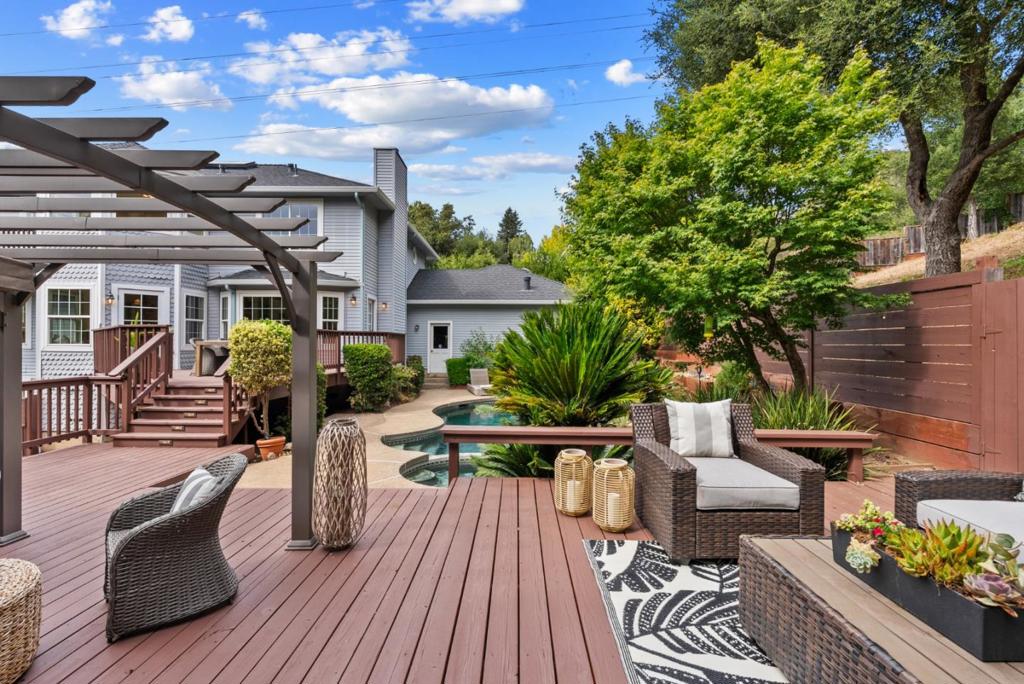 main property photo 75