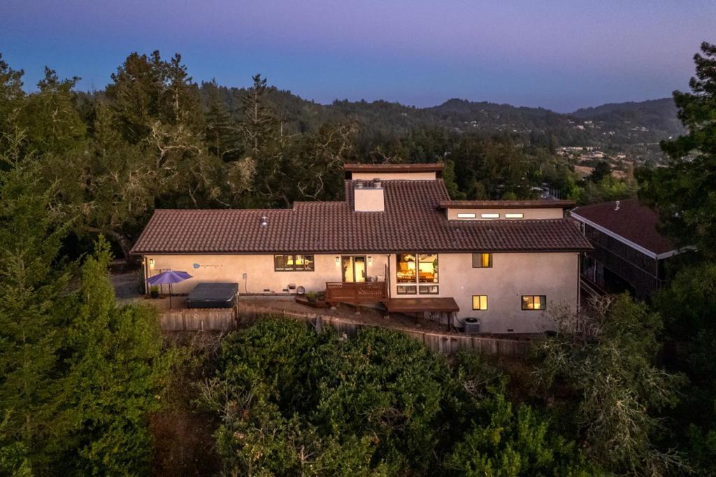 main property photo 78