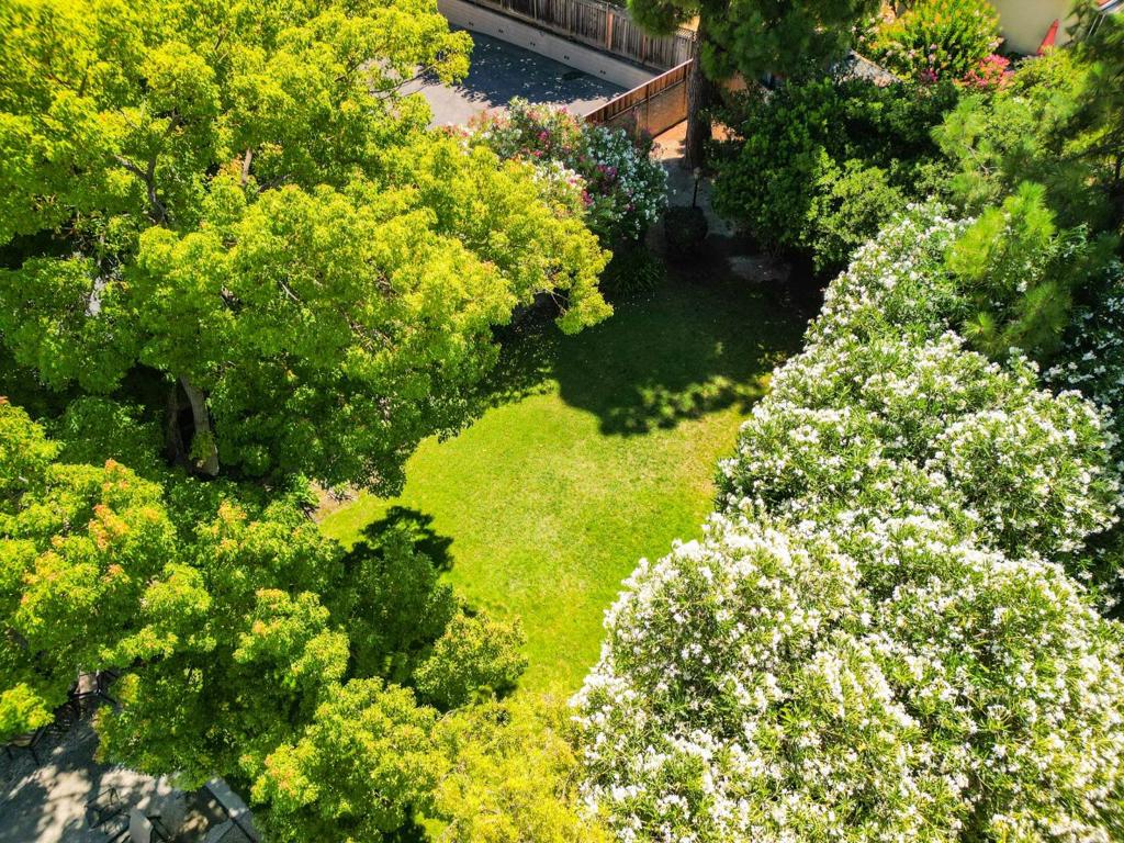 main property photo 64