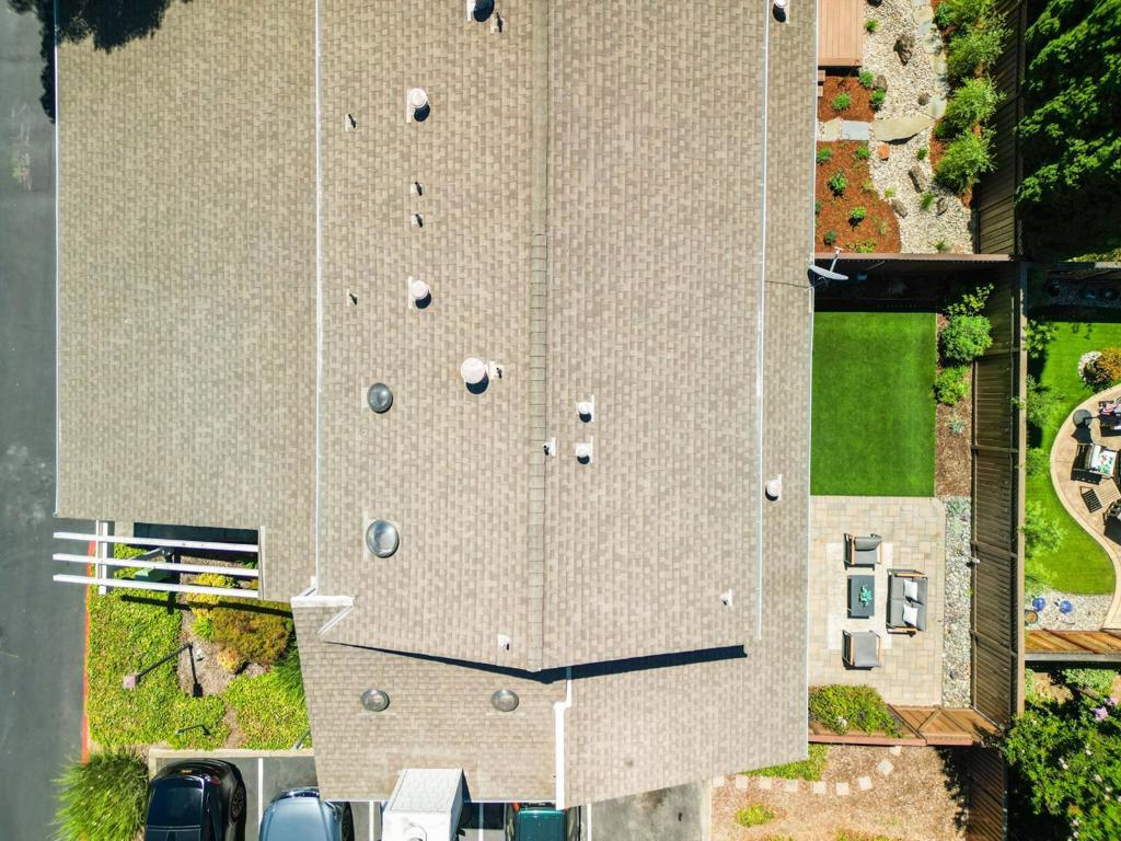 main property photo 67
