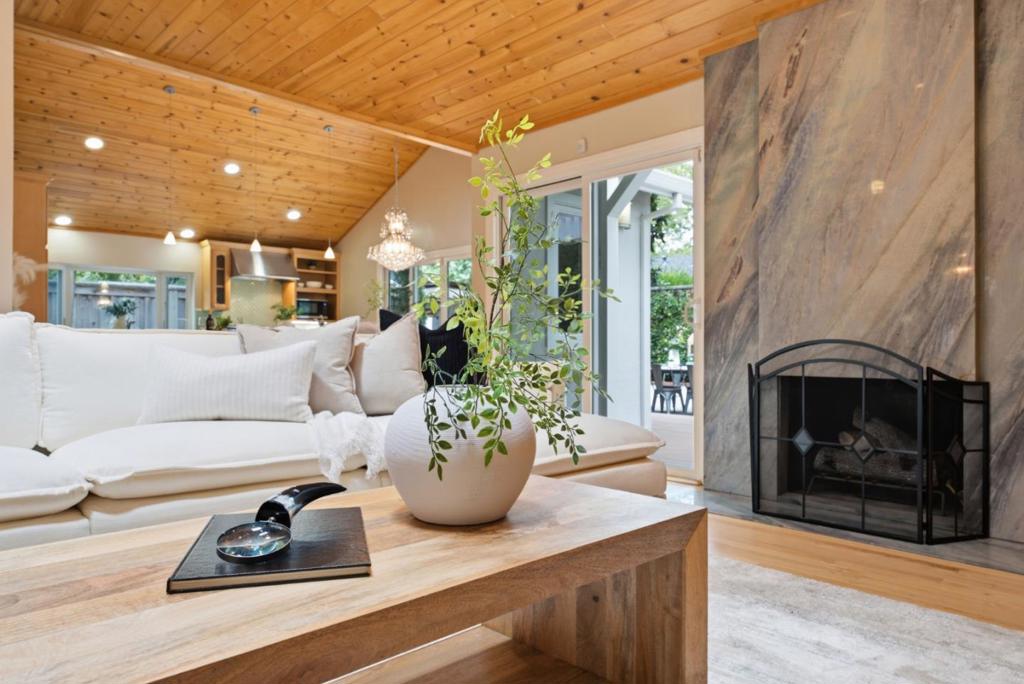 main property photo 67